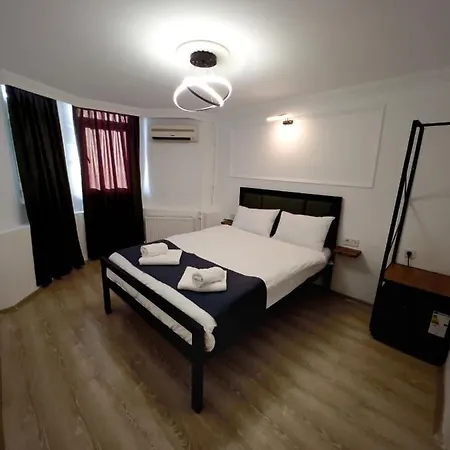 24 Boutique Szálloda